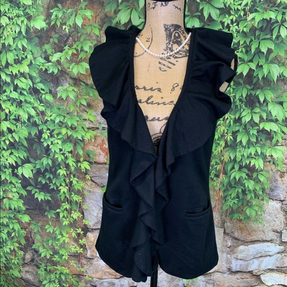 ALICE + OLIVIA Black Jersey Knit Ruffled Vest, M